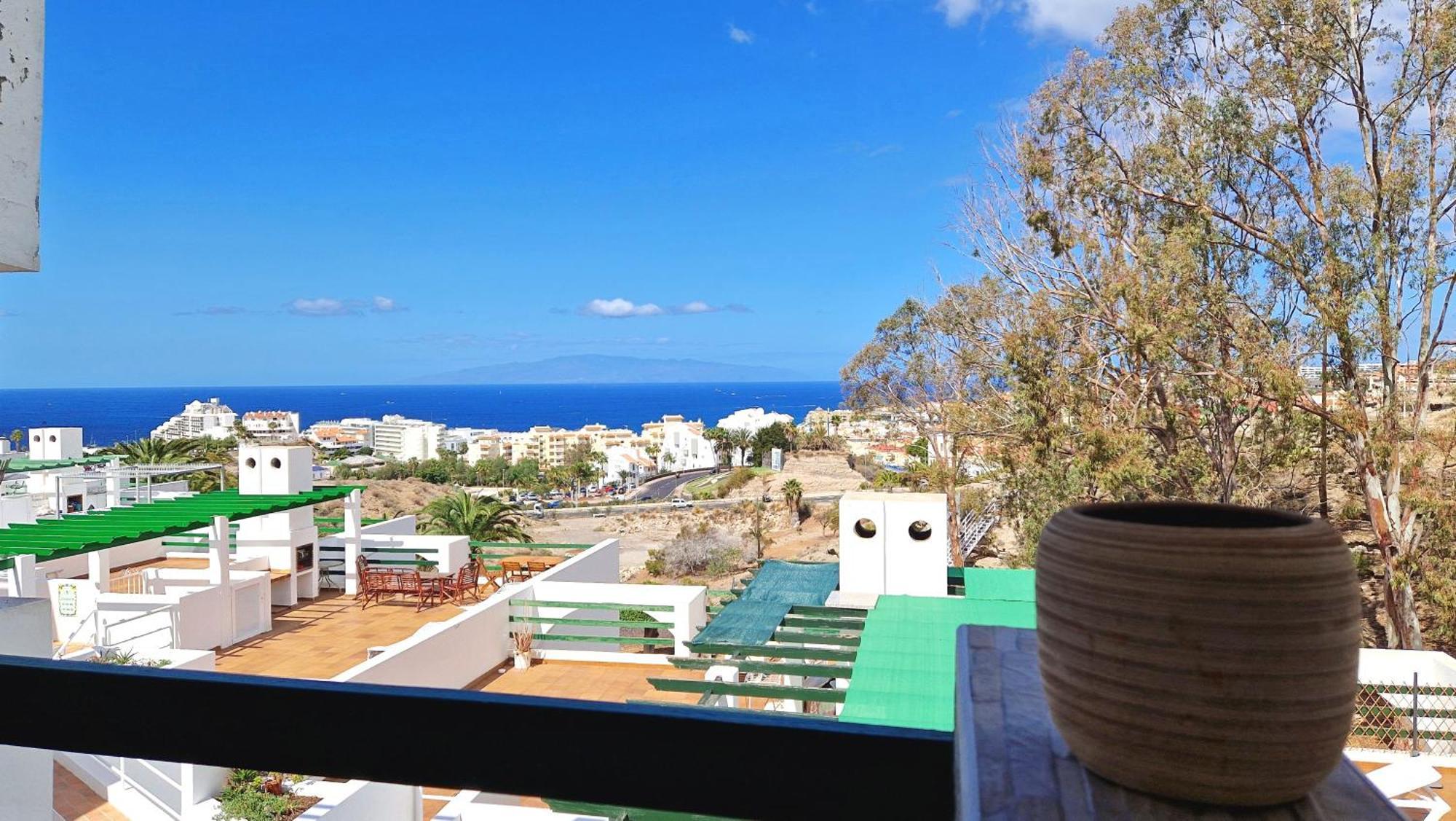 Apartment With Private Terrace - Ocean View Costa Adeje Bagian luar foto